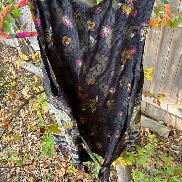 Vintage Black and Yellow Button Down Shirt - Picture 2 of 4